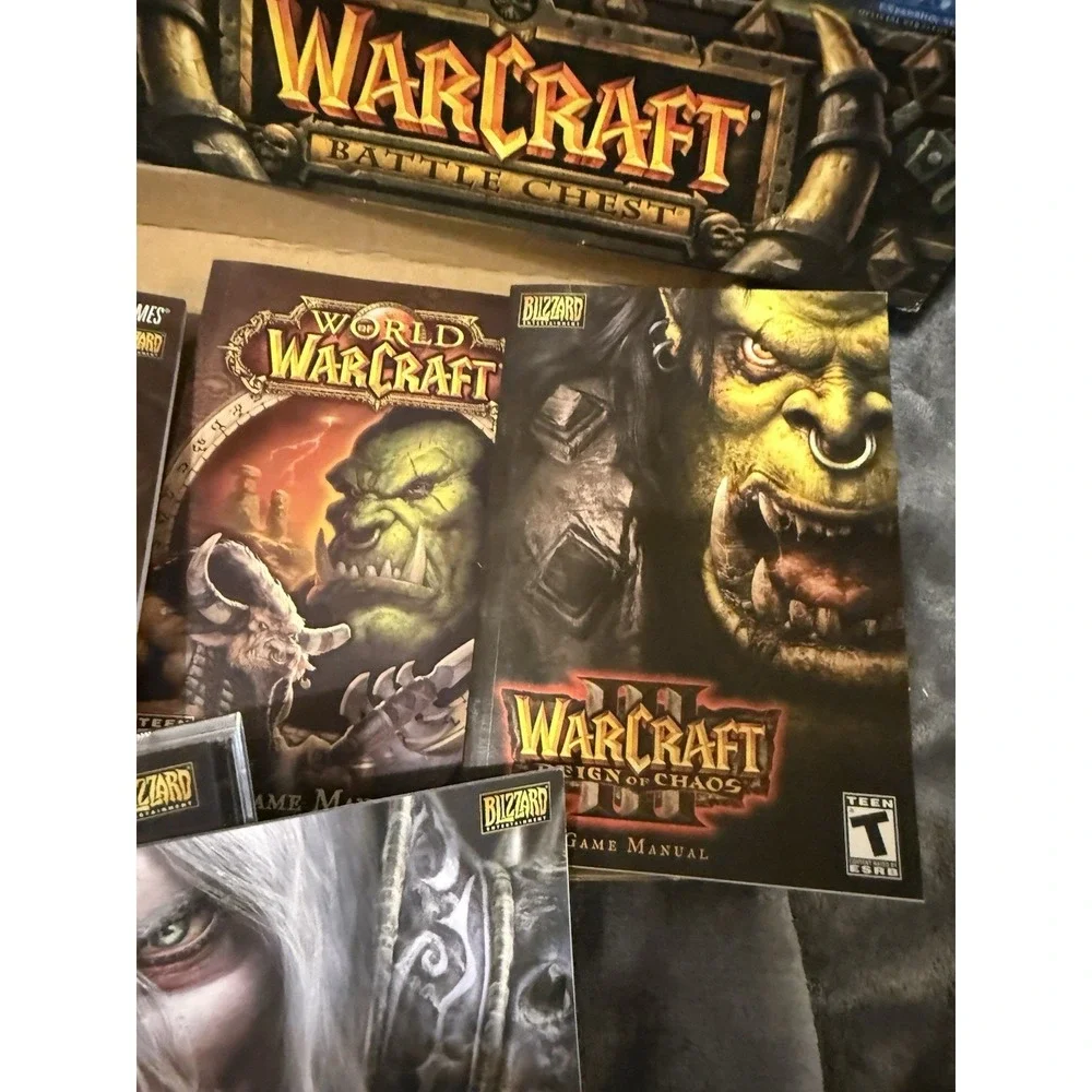 WarCraft III Battle Chest PC Big Box 2003‎ Teen Game Books Collectible